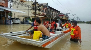 Six dead, tens of thousands hit by southern Thailand flooding - Vimarsana News
