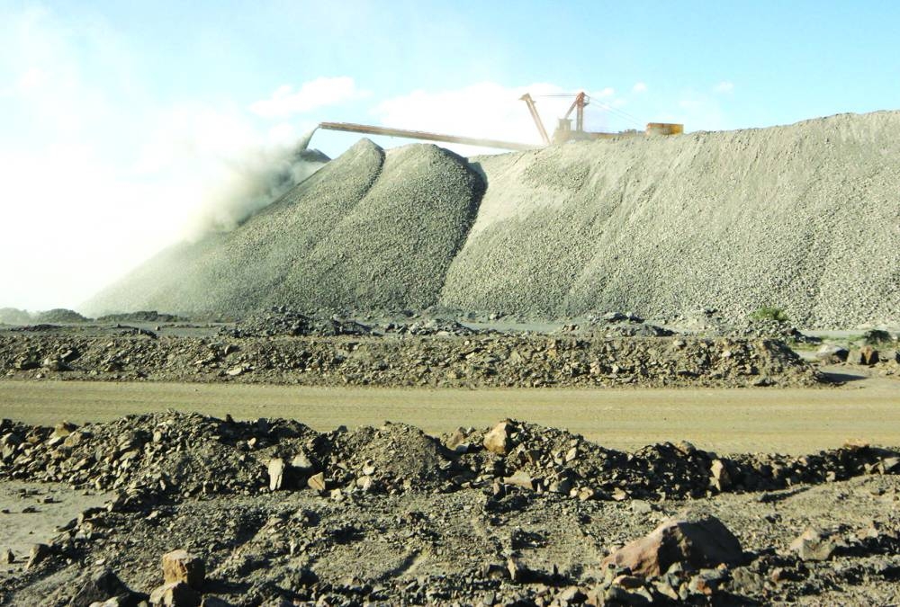 
FILE PHOTO: A mining machine is seen at the Bayan Obo mine containing rare earth minerals, in Inner Mongolia, China.  (Reuters) 