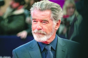 Pierce Brosnan in hot water after Yellowstone Park walk - Vimarsana News