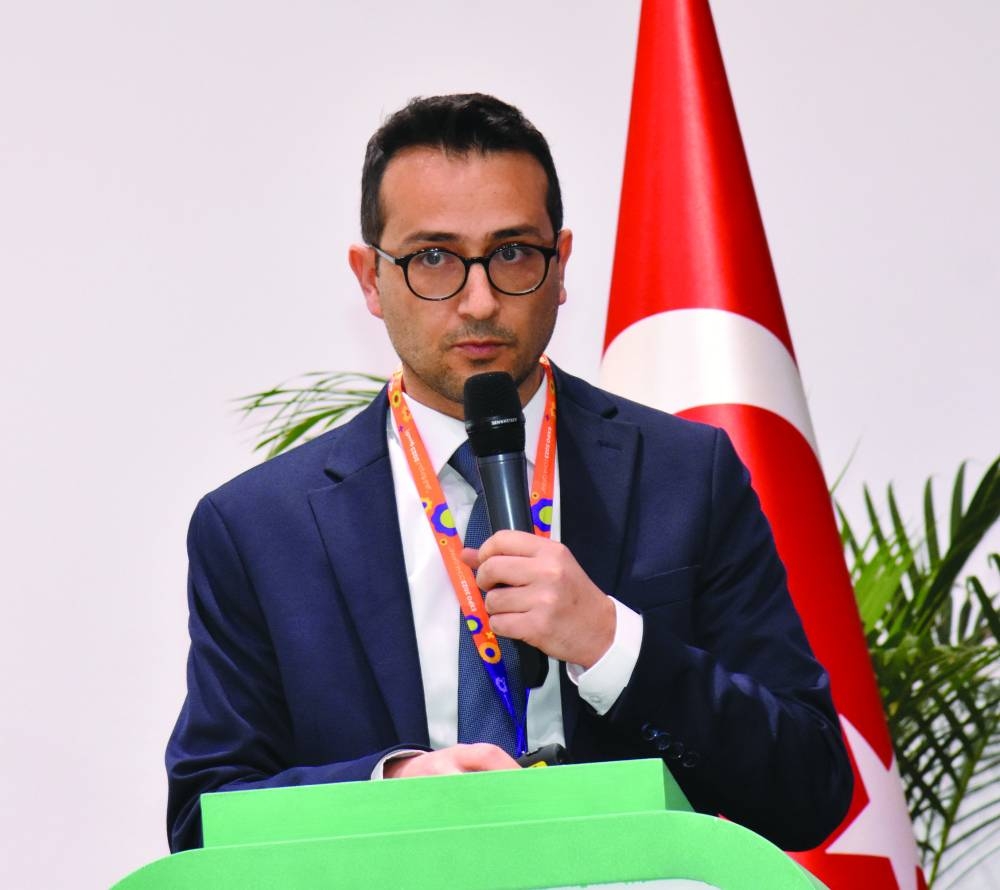 Dr Halit Duran