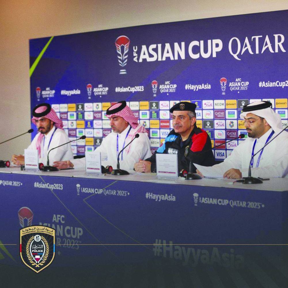 Brigadier General Abdullah Khalifa al-Muftah (second right) addressing the press conference.