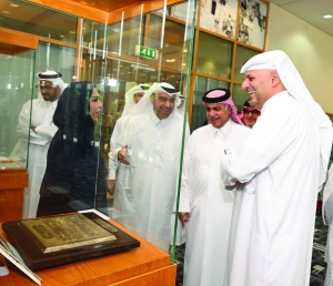 QU Library inaugurates commemorative photo exhibition - Vimarsana News
