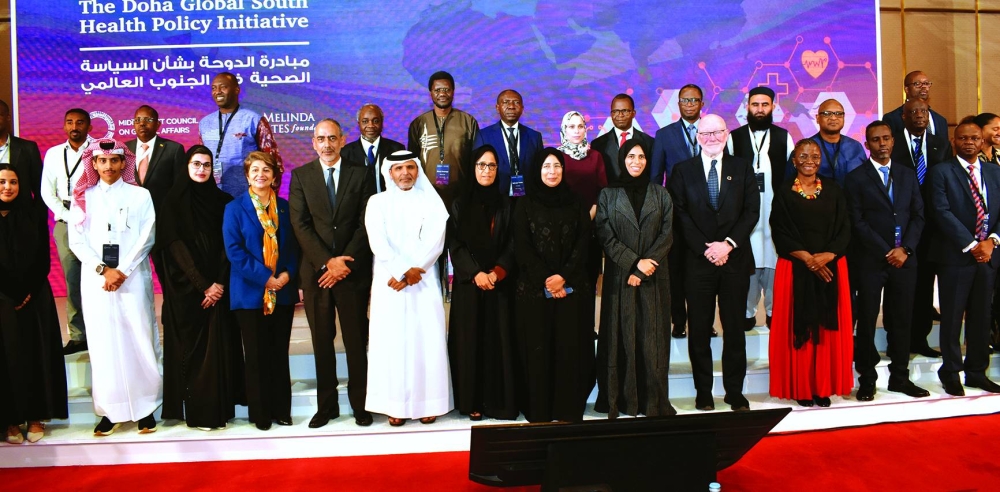 Dignitaries pose for a group photo.