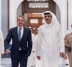 Qatar, Greece to strengthen bilateral relations: Amir - Vimarsana News
