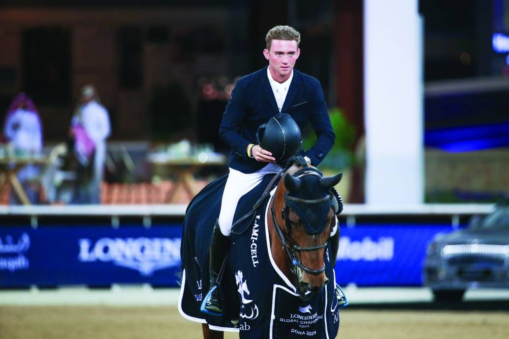 
Oliver Fletcher astride BP Pocahontas won the CSI5* 2 Phases 1.45m class. 