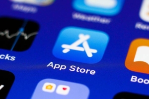 Apple allows developers to offer apps via websites - Vimarsana News