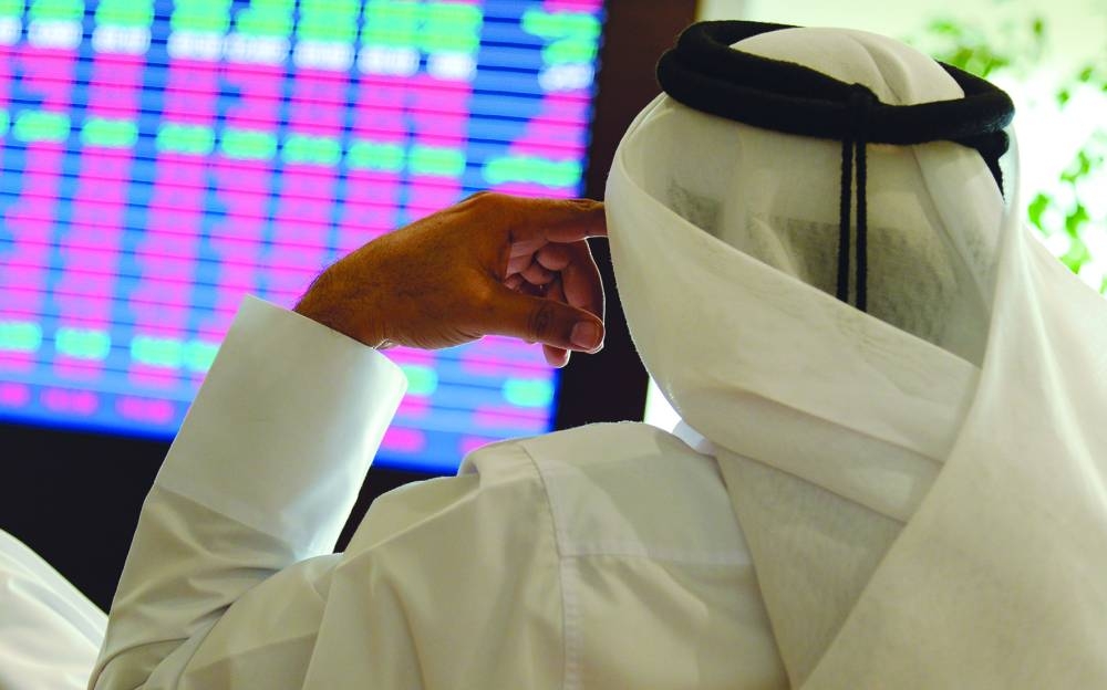 The local retail investors were seen increasingly into net buying as the 20-stock Qatar Index rose 0.08% to 10,211.22 points on Thursday, recovering from an intraday low of 10,190 points.