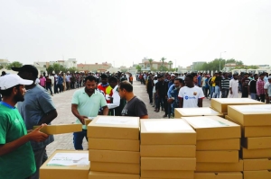 Iftar meals distribution at Al-Aziziyah, Al-Rayyan receive 2,400 persons daily - Vimarsana News