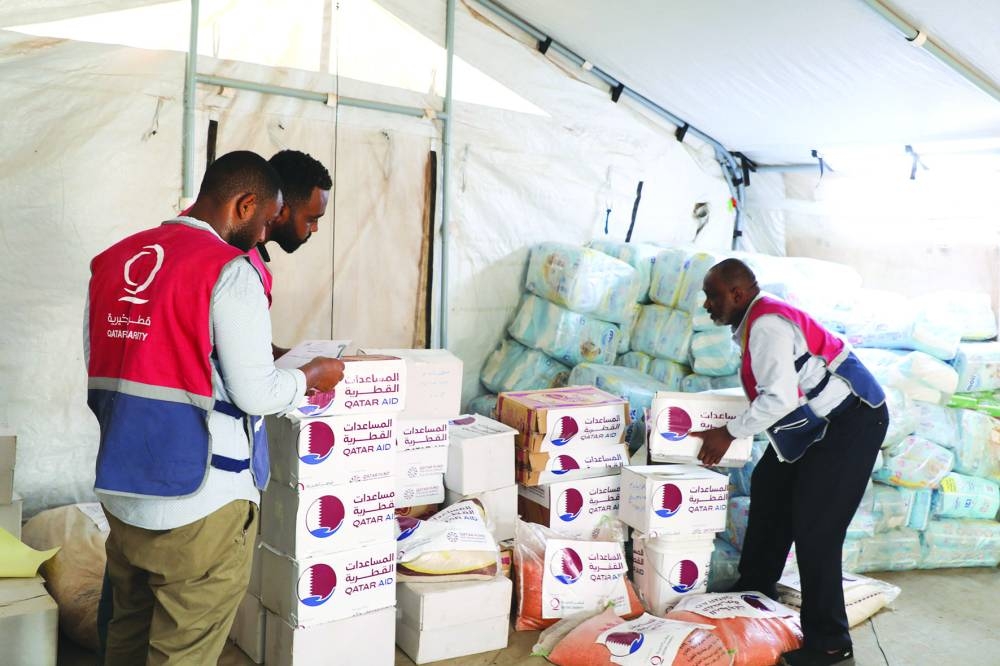 
Qatar Charity (QC), with the support of the benevolent people in Qatar, implemented a qualitative humanitarian project to support hundreds of orphans and those relocated from Khartoum to Wad Madani due to the fighting. 