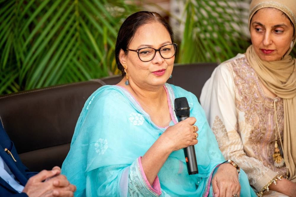 Shaheen Burney interacting with the audience