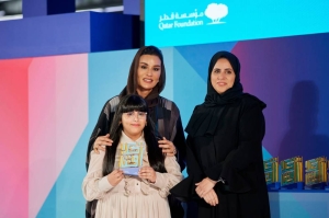 Sheikha Moza honours winners of Akhlaquna Awards - Vimarsana News