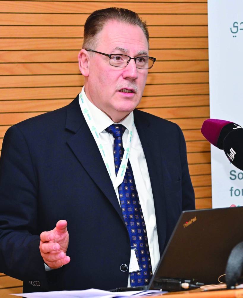 Abdallah al-Dardari addressing the conference.