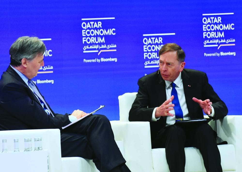 General David H Petraeus and John Micklethwait