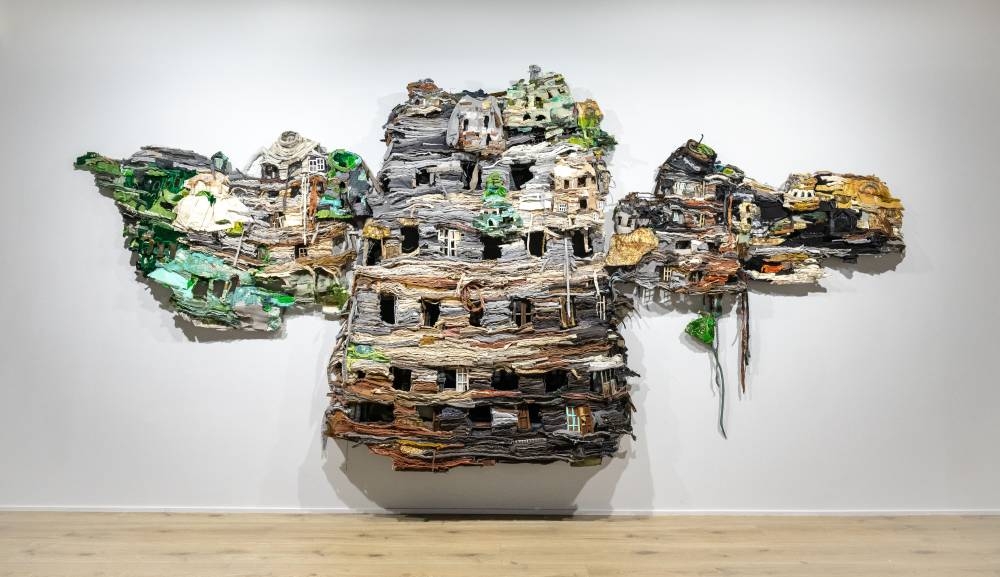 The Present is a Ruin Without the People, Ruby Chishti (2016). Recycled textiles, wire mesh, metal scrapes, sound 14 minutes. Art Mill Museum, Qatar Museums, Doha.