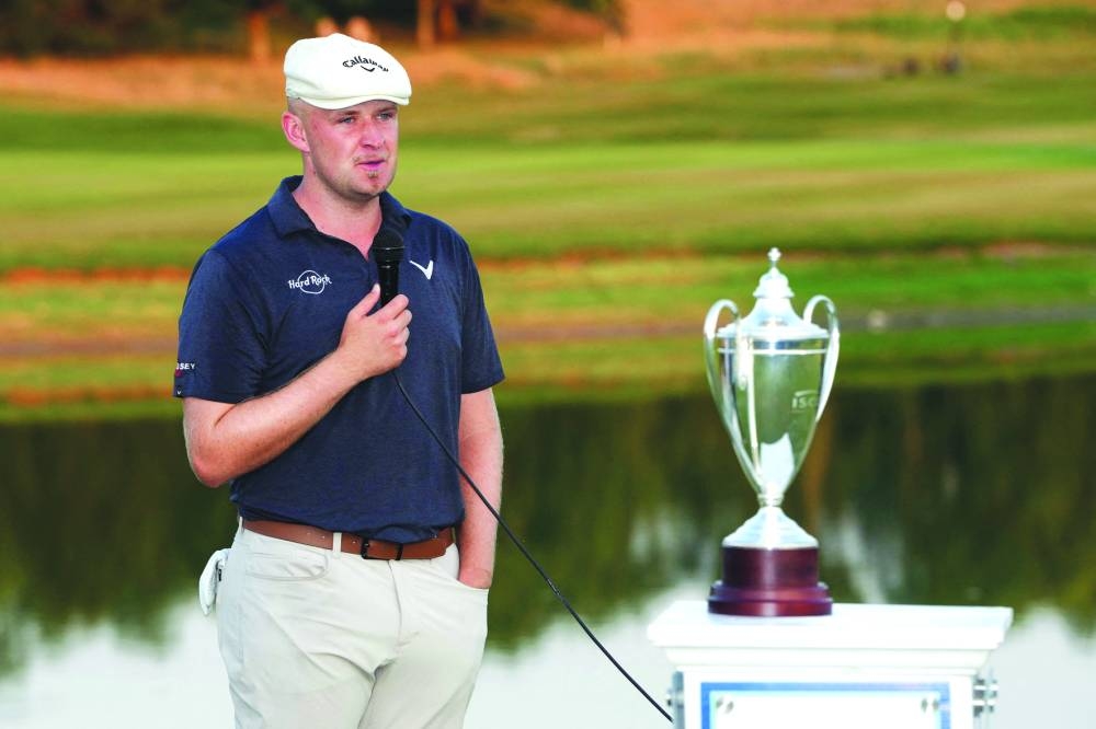 
Harry Hall of England speaks to the crowd after winning the ISCO Championship at Keene Trace Golf Club in Nicholasville, Kentucky. (AFP) 