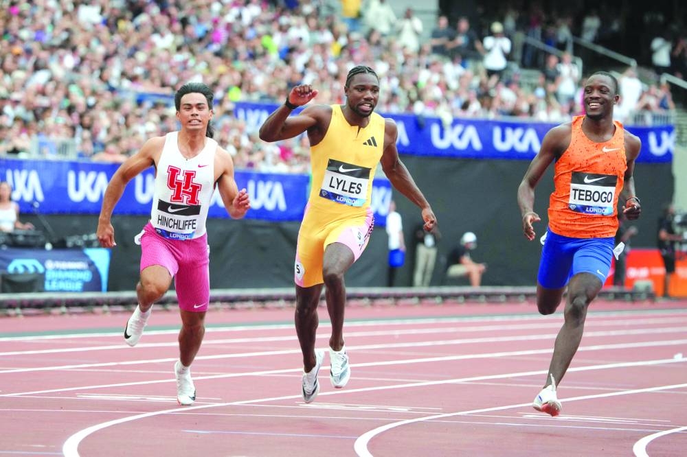 United States’ Noah Lyles (right) sprints to 100m victory ahead of Britain’s Louie Hinchliffe at the London Diamond League yesterday. (USA TODAY Sports) 