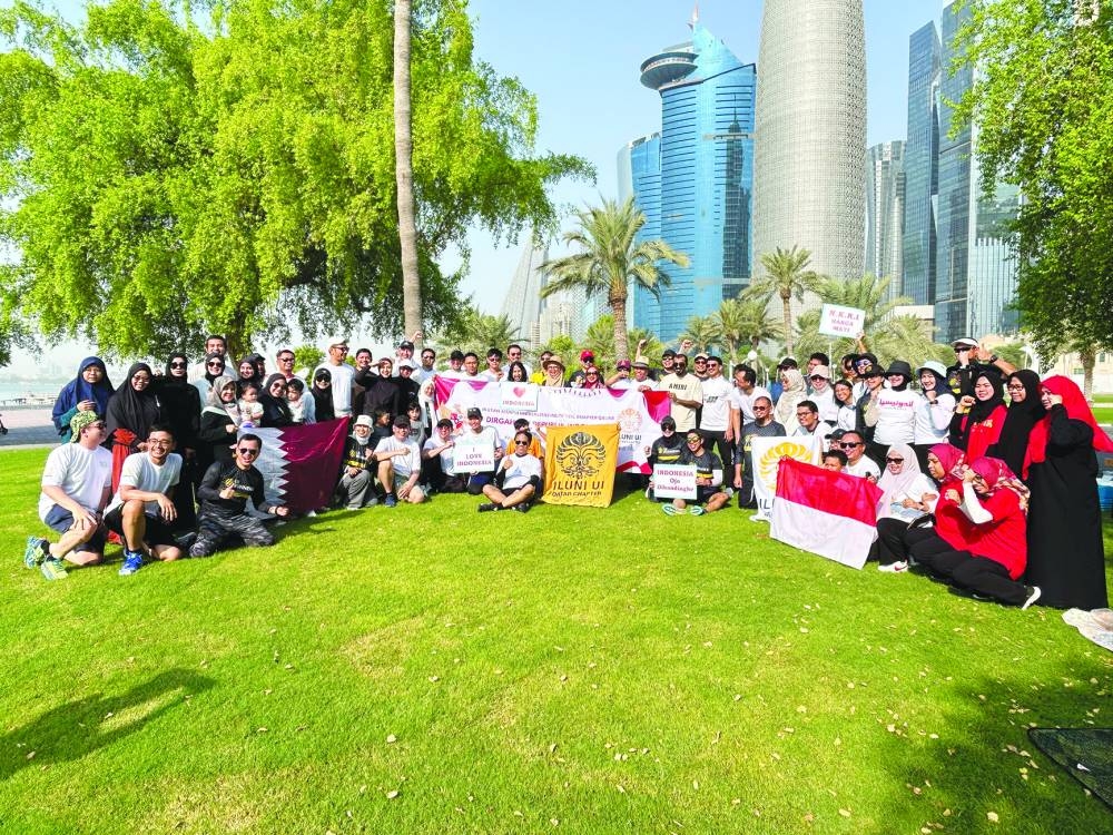 Around 100 Indonesian university alumni and their families joined the event.