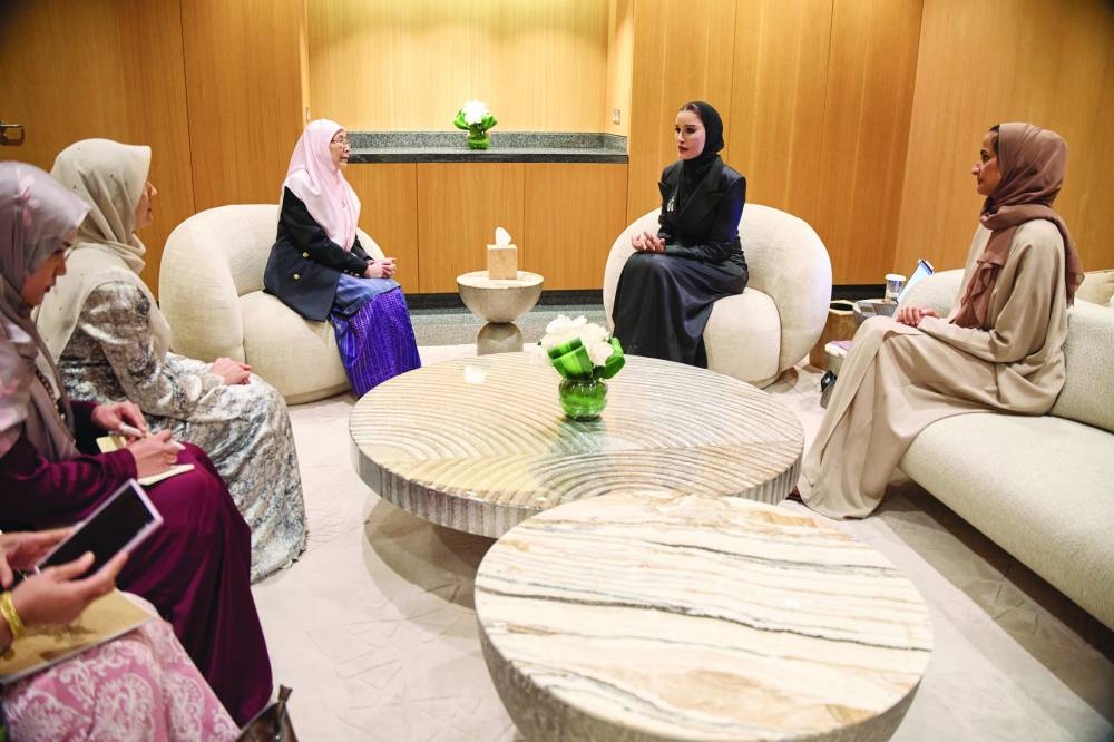 Her Highness Sheikha Moza bint Nasser meets with Dr Wan Azizah Wan Ismail, the Spouse of the Prime Minister of Malaysia. PICTURE: Aisha Al-Musallam
