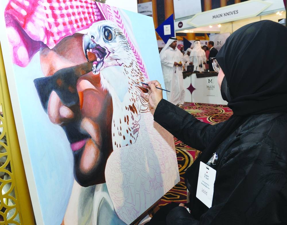 An artist at work at S'hail 2024.