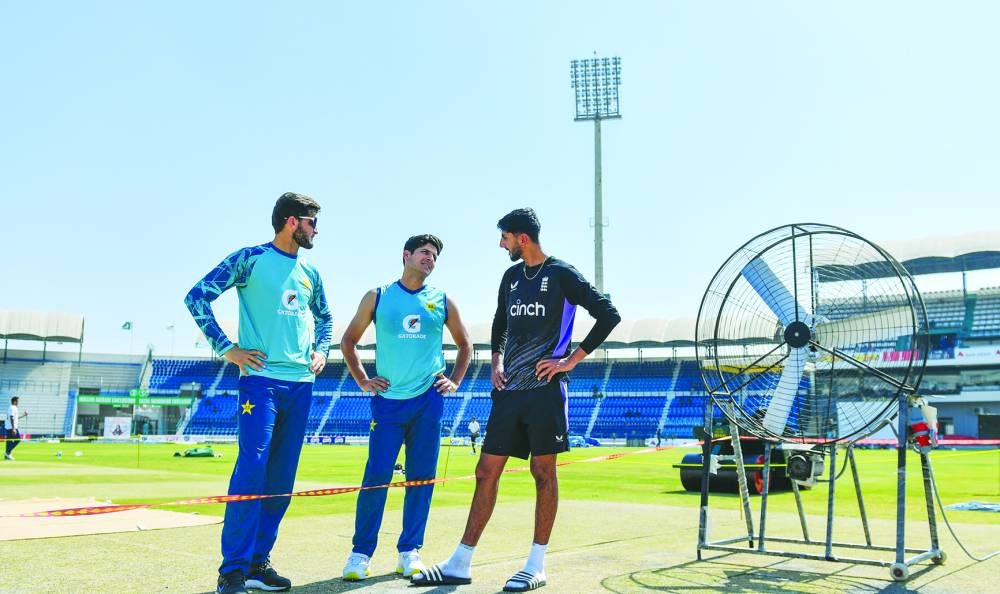 England spinner Shoaib Bashir (right) chats with Pakistan players Mir Hamza (centre) and Shaheen Afridi at the Multan International Stadium on Sunday. (@TheRealPCB)