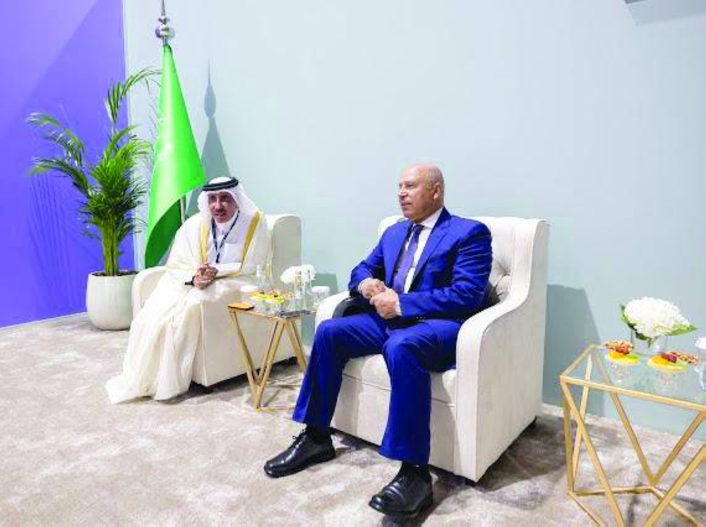 ​​​​​​​HE the Minister of Transport Jassim Saif Ahmed al-Sulaiti meets with Egypt’s Deputy Prime Minister and Minister of Transport and Industry engineer Kamel El Wazir.