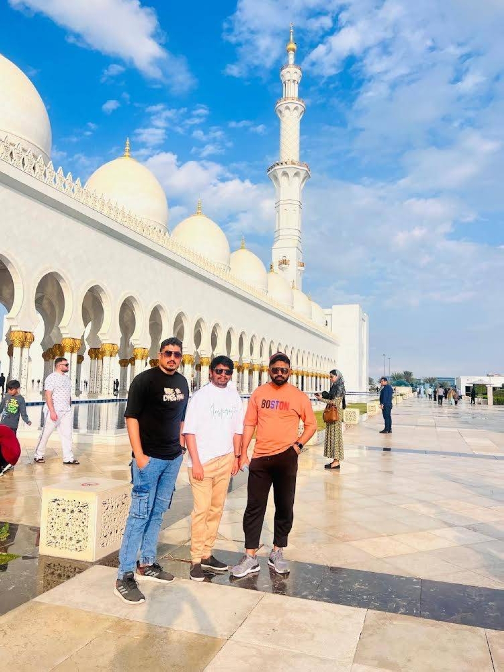 Doha residents in front of Grand Mosque in Abu Dhabi during the road trip