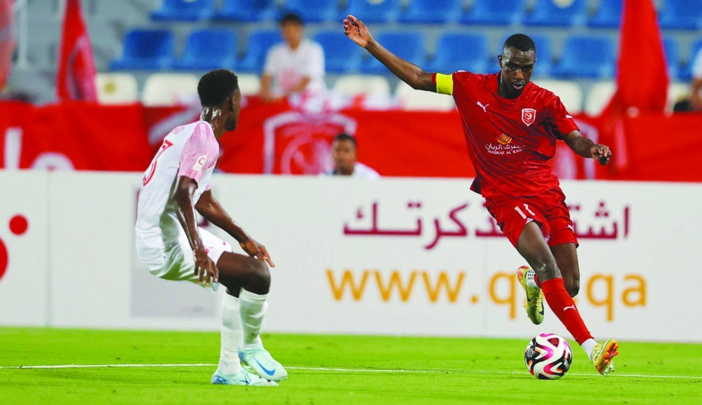 Al Duhail’s Almoez Ali in action during the match against Al Shamal in the Qatar Stars League at the Al Khor Stadium yesterday.