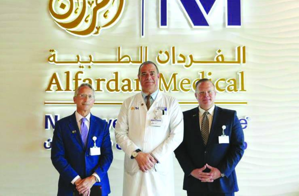 The physicians with Dr Fawzi al-Ayoubi, AMNM chief medical officer.