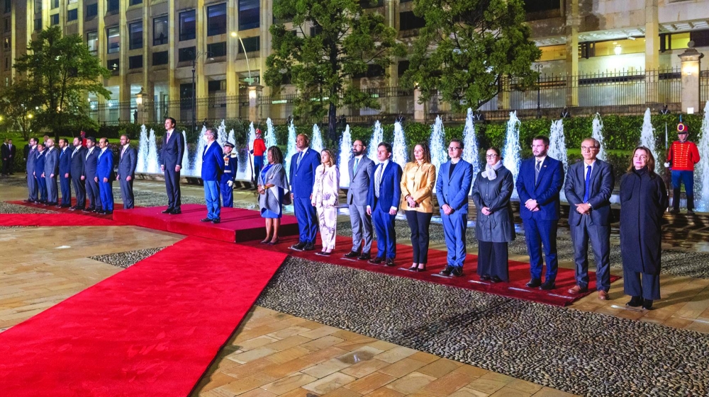 
His Highness the Amir Sheikh Tamim bin Hamad al-Thani and members of the delegation accompanying him were warmly received by Colombian President Gustavo Petro and members of his cabinet in Bogota. 