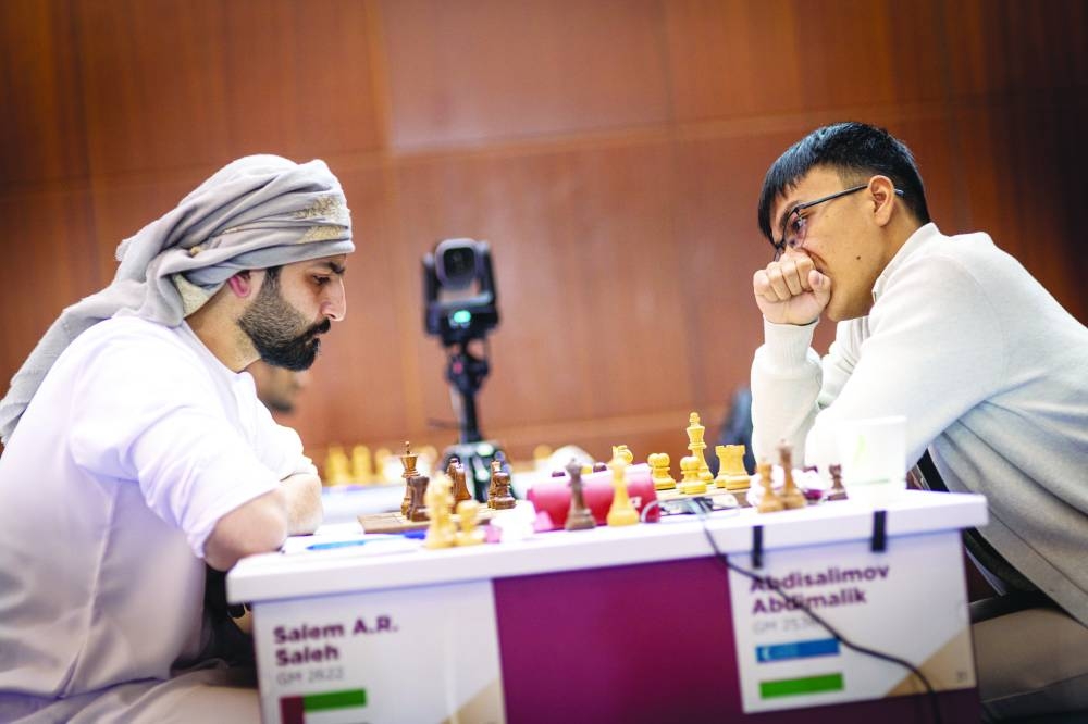 
Salem Abdulrahman Mohamed Saleh (left) of the UAE is a picture of concentration during his game against Uzbekistan’s Abdimalik Abdisalimov. 