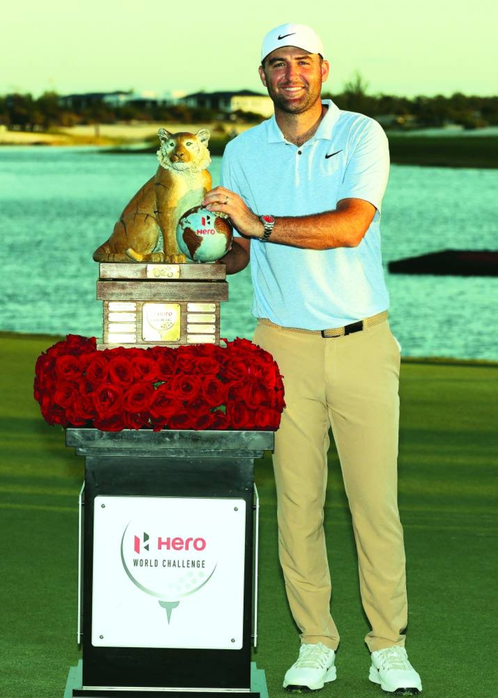 
Scottie Scheffler of the United States poses with the winner’s trophy after the final round of the Hero World Challenge 2024 at Albany Golf Course in Nassau, Bahamas. (AFP) 