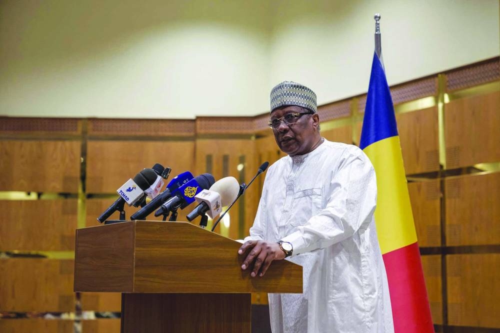 
Chadian Foreign Minister Abderaman Koulamallah (right) addresses diplomats at the Ministry of Foreign Affairs in N’Djamena yesterday. 