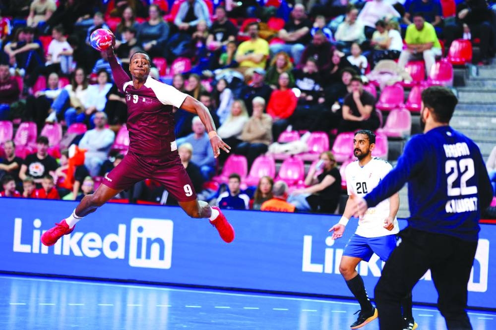 
Qatar defeated Kuwait 25:22 on Saturday to secure their place in the main round as the third-best team in Group C with three points on board.
 