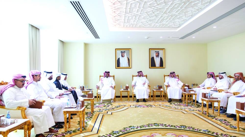 HE Sheikh Faisal bin Thani bin Faisal al-Thani, Minister of Commerce and Industry, Thursday met with a group of Qatari manufacturers