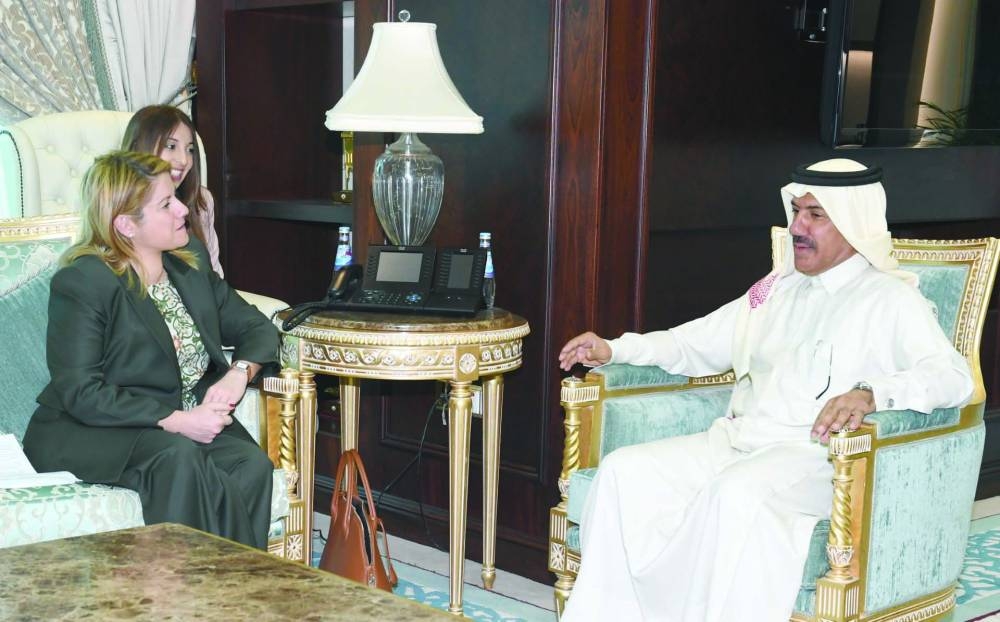 HE the Secretary-General of the Ministry of Foreign Affairs Dr Ahmed bin Hassan al-Hammadi held meets with Italian Undersecretary of State for Foreign Affairs and International Co-operation Maria Tripodi.