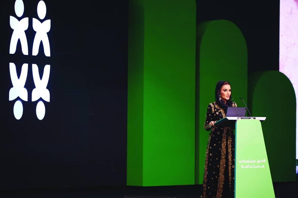 Her Highness Sheikha Moza bint Nasser addressing the the Mentor Arabia Gala Dinner.