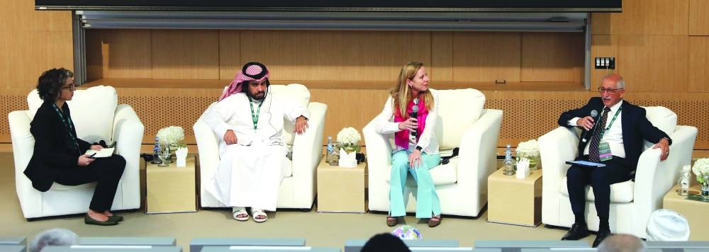 A panel in session at the Forum.