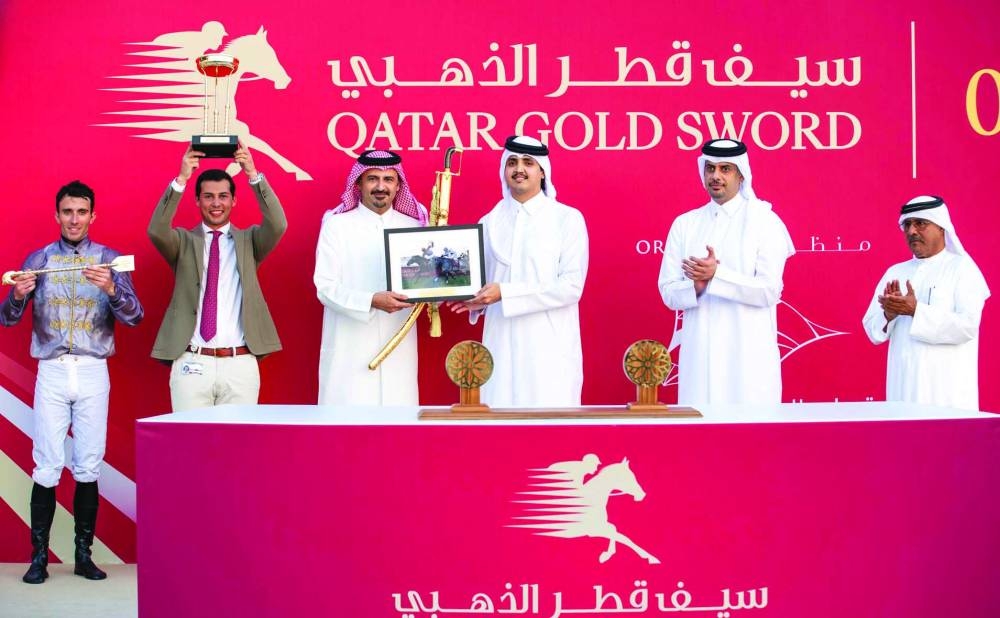 HE Sheikh Thani bin Hamad al-Thani presented the coveted Qatar Gold Sword to Khalifa bin Mohammed al-Attiyah, who accepted the award on behalf of Al Shaqab Racing after Luwsail’s victory at the Al Uqda Racecourse on Thursday.