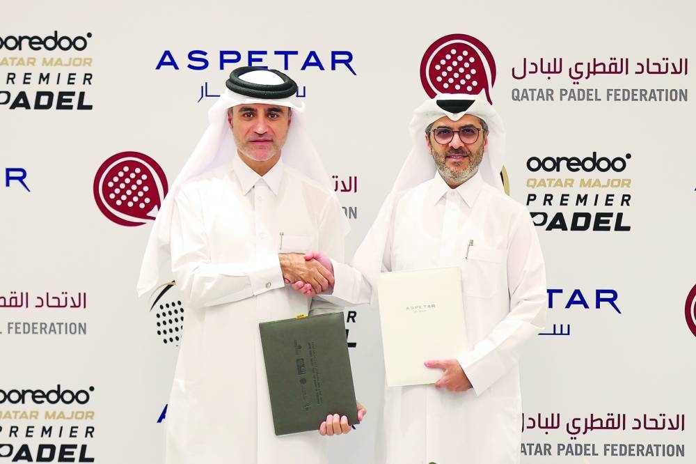 The Qatar Tennis, Squash, Padel and Badminton Federation on Sunday announced the signing of a partnership agreement with Aspetar, the orthopaedic and sports medicine hospital in Doha, to join the list of official sponsors of the Ooredoo Qatar Padel Grand Prix 2025, which will start on April 14 and continue until April 19 at the Khalifa International Tennis and Squash Complex. The agreement was signed by Tariq Zainal, Secretary-General of QTSBF, and Khalid Ali al-Mawlawi, Acting Director General of Aspetar, in the presence of officials from both sides.
