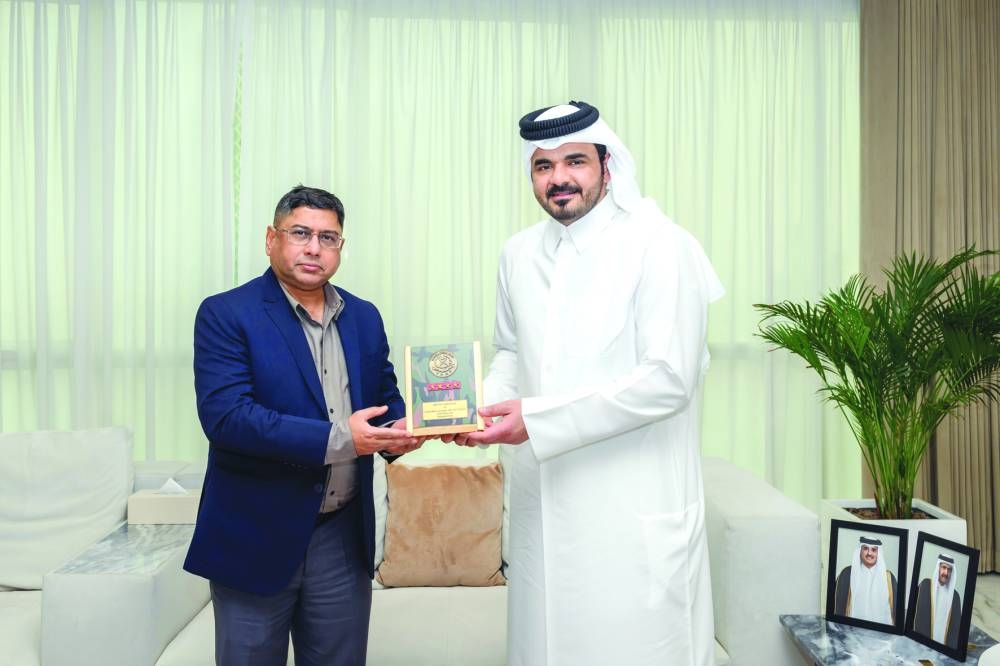 HE Sheikh Joaan bin Hamad al-Thani, President of the Qatar Olympic Committee, with General Waker-uz-Zaman, President of the Bangladesh Olympic Association on Saturday in Doha.