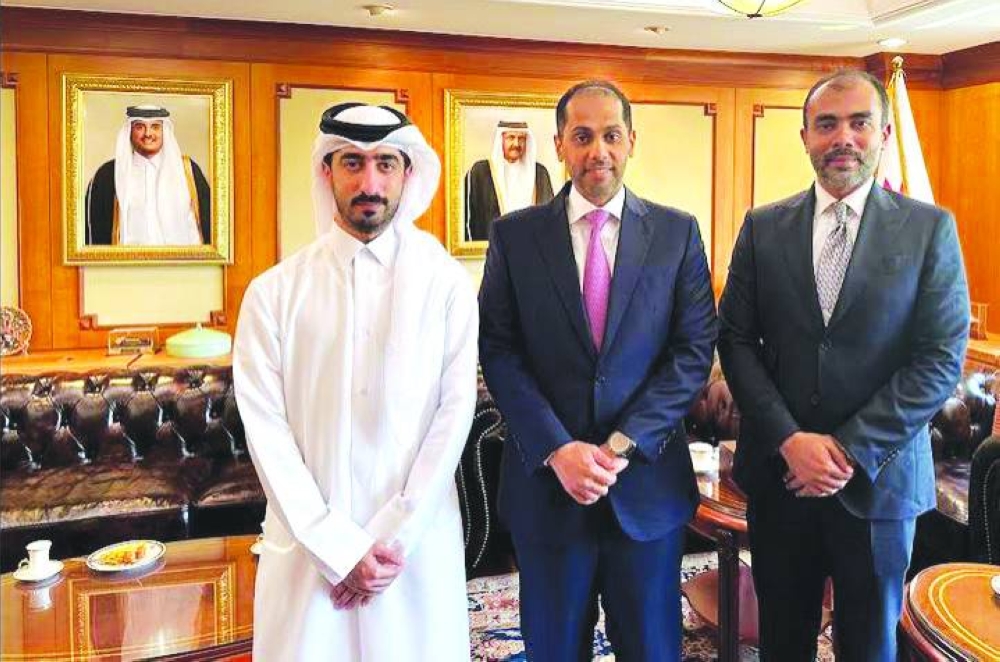 QBG officials with Qatar’s ambassador to South Korea, Khalid bin Ibrahim al-Hamar.