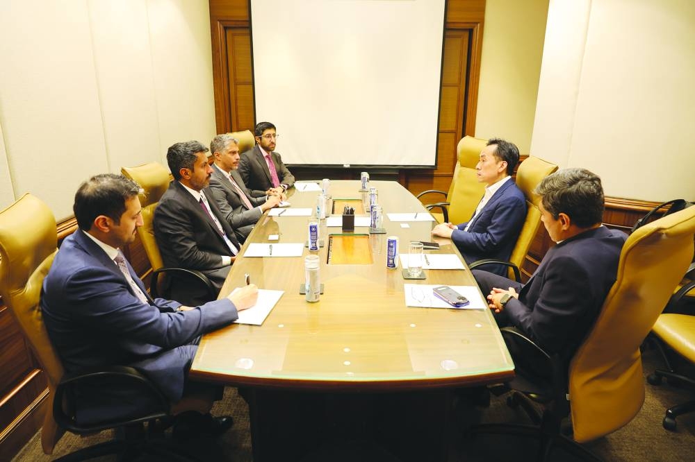 HE the Minister of Commerce and Industry, Sheikh Faisal bin Thani bin Faisal al-Thani participated in the ‘Qatar Vision 2030’ session, held as part of the ‘Asia Leaders’ conference organised by Goldman Sachs in Hong Kong. The minister held bilateral talks with leaderships of global corporations on the sidelines of the event.