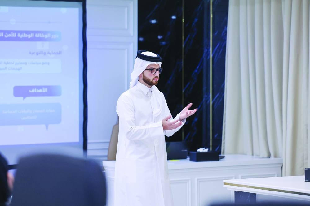 Cybersecurity trainer Farhan Alsadi explaining a point.