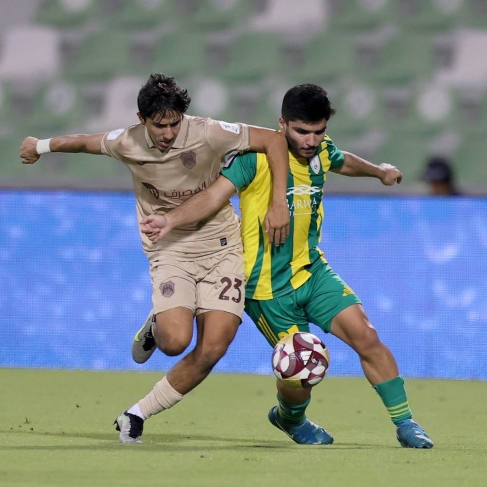 Al Rayyan and Al Wakrah played vie for the ball during the QSL Cup second-round match at the Hamad Bin Khalifa Stadium.