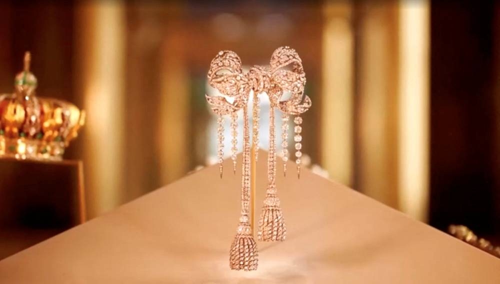 A jewel-encrusted brooch worn by French Empress Eugenie, which was among the items stolen by thieves during a heist at Paris' Louvre Museum on Sunday, on display in this undated still frame from a video. Louvre Museum/Handout via REUTERS