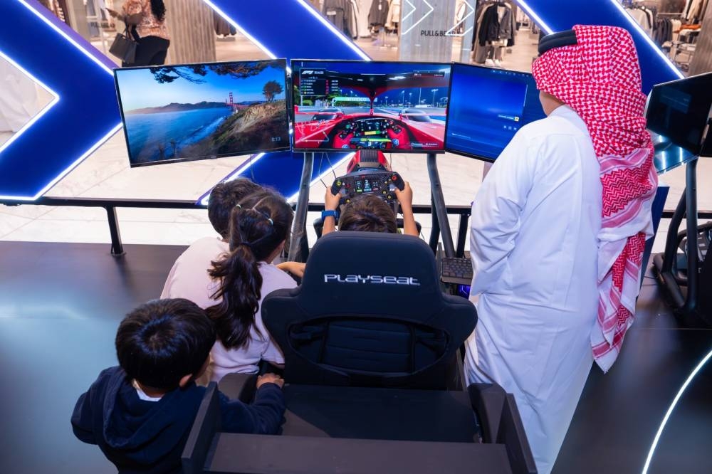 Lusail International Circuit brings the race to the city: Mall activation to engage fans