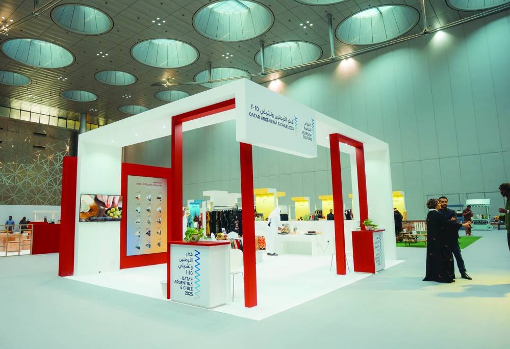 The exhibition opening hours are: November 14, from 2 pm to 9 pm; and November 15, from 9 am to 9 pm.