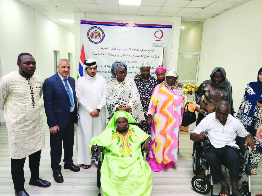 The ceremony marked the distribution of essential aid, including 200 kitchen sets, 320 solar-powered lamps, 69 blood pressure monitors, 19 sewing machines, 14 vegetable stalls, and four electric wheelchairs for persons with disabilities.