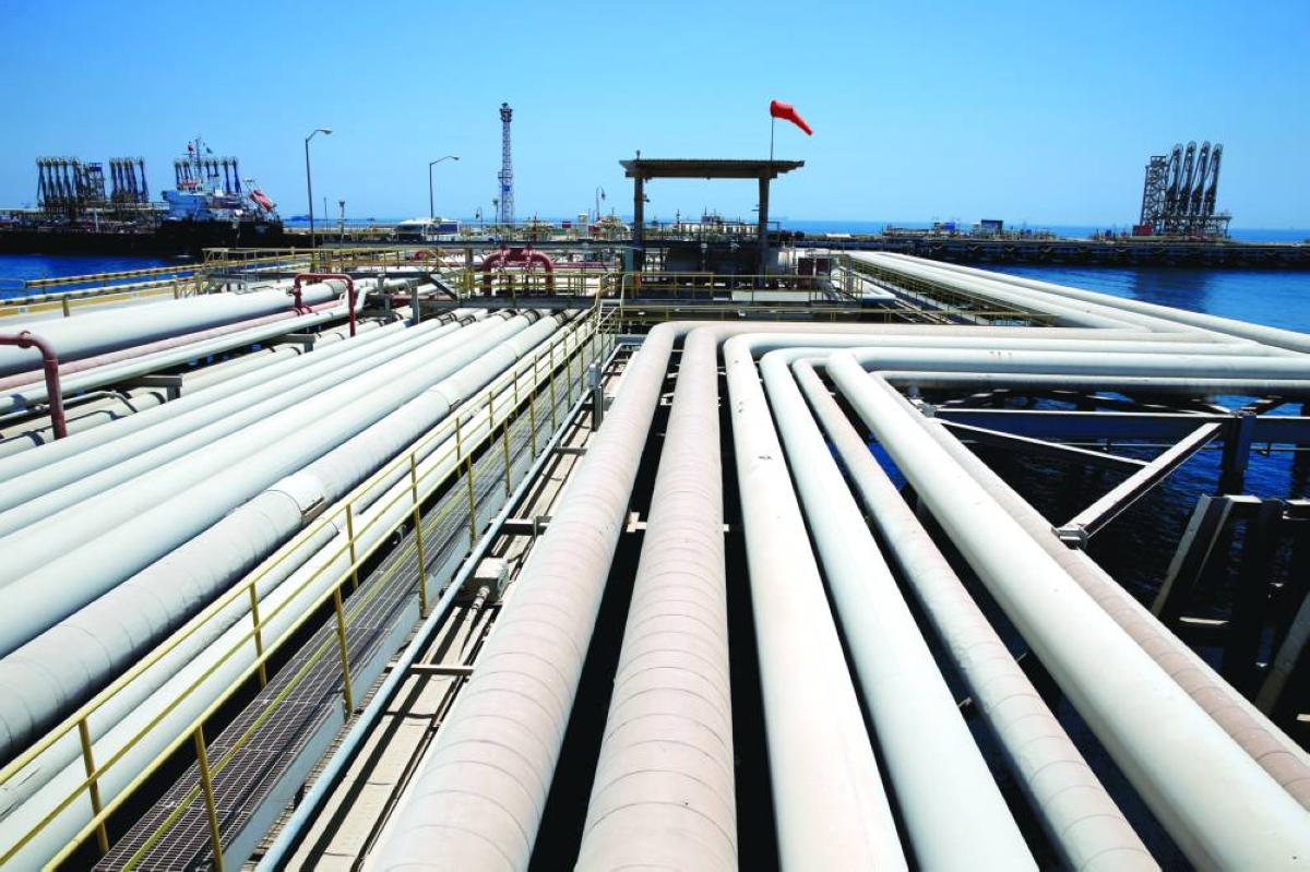 An oil tanker is being loaded at Saudi Aramco's Ras Tanura oil refinery and oil terminal (file). Crude oil sales from the world’s biggest exporter, Saudi Arabia, are set to surge as 2026 begins, with customers from the US to Asia all set to receive more supply amid growing concerns over an oil glut.