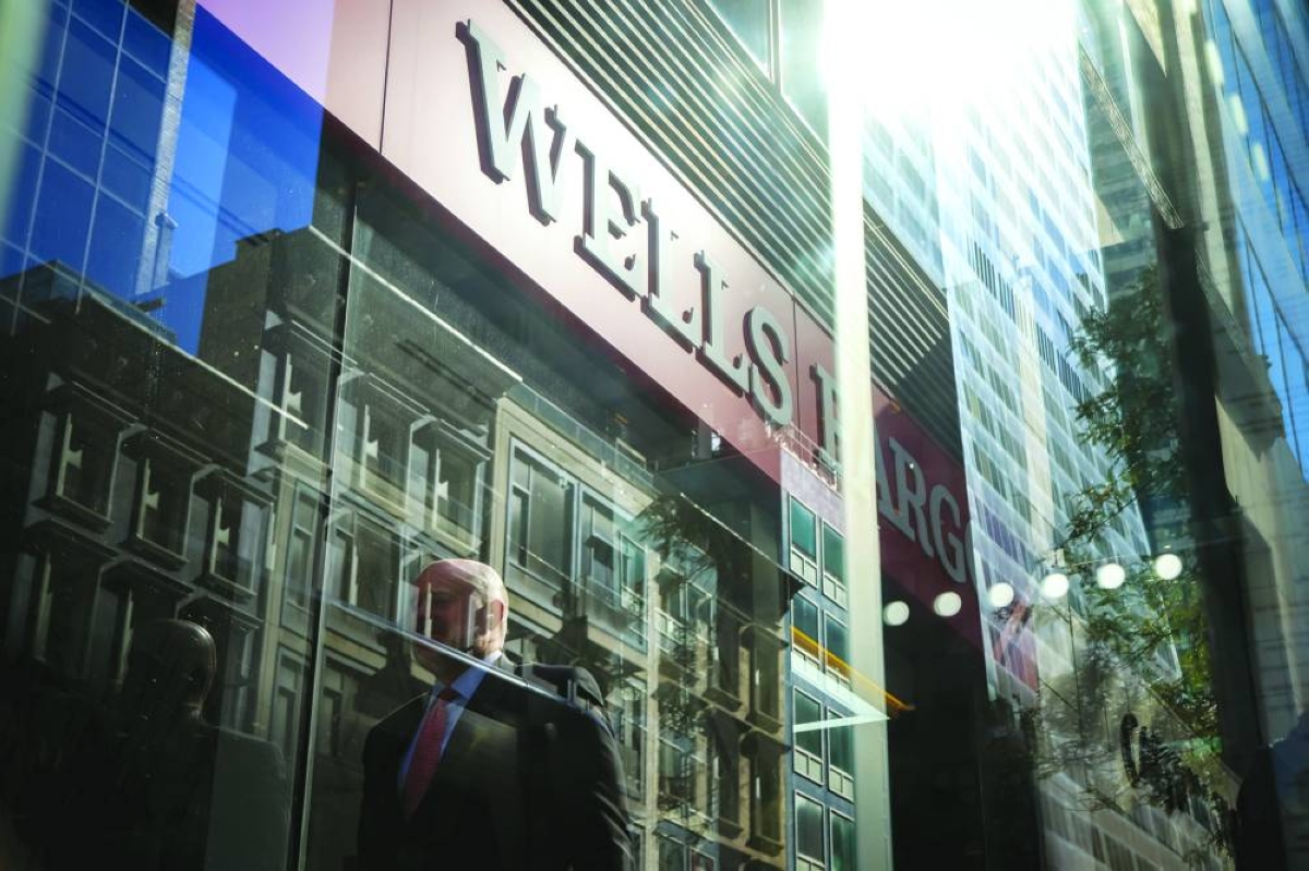 A Wells Fargo bank branch in New York. Wells Fargo & Co’s global-markets business is expanding into options clearing, a capital intensive and operationally arduous corner of finance dominated by Bank of America Corp and Goldman Sachs Group.